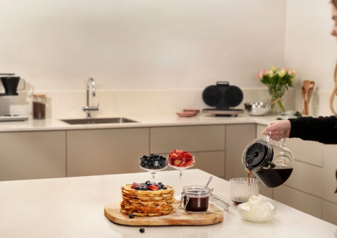 Våfflor till kaffet är en perfekt kombination, och med söta toppings kan du verkligen förhöja din fikastund.