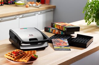 Våfflor till kaffet? Tefal Snack collection har hela 14 olika plattuppsättningar