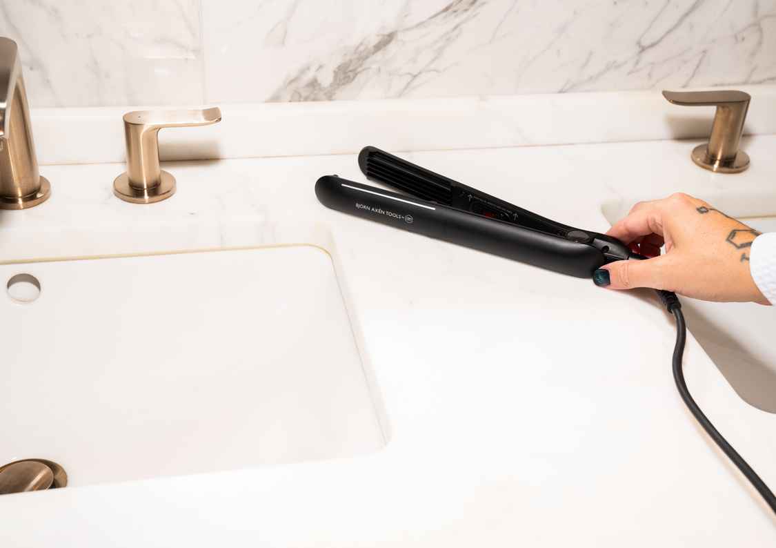 Plattorna har en turmalin och keratinkeramisk beläggning, 