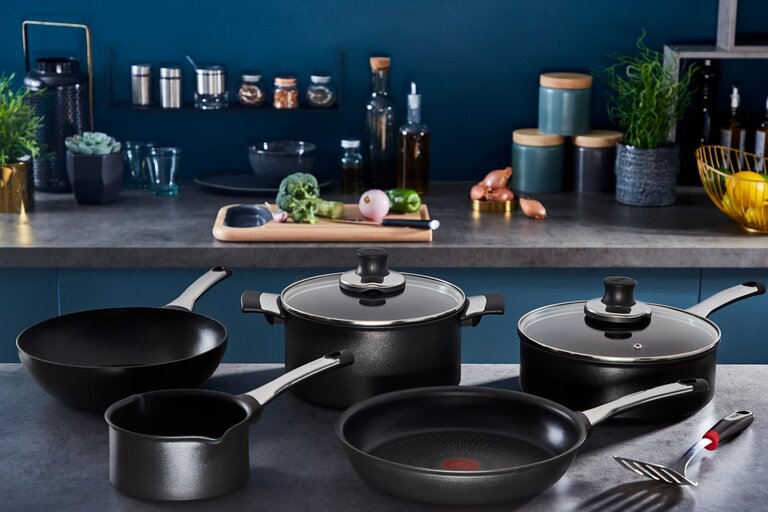 Flera olika material val från Tefal