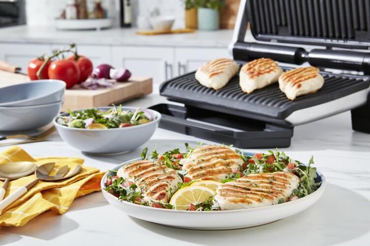 Med en bordsgrill kan du grilla året om