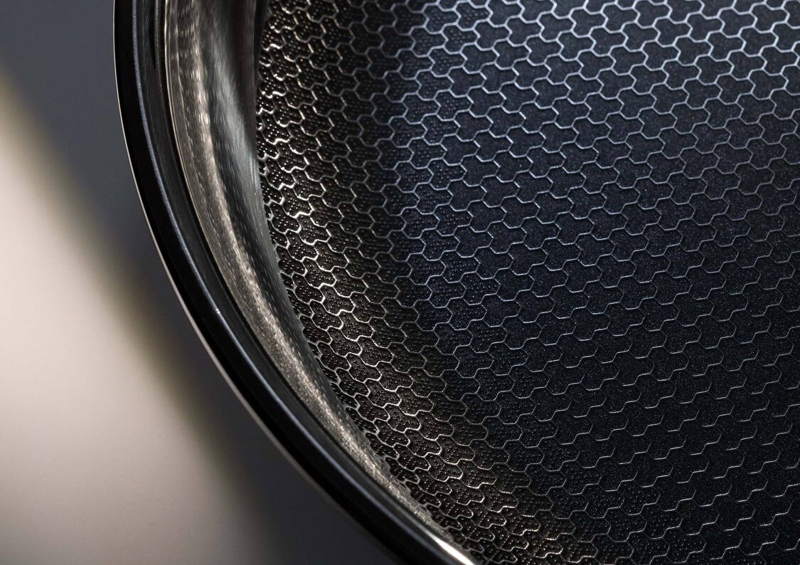 WMF Protection Grid med honeycomb struktur.