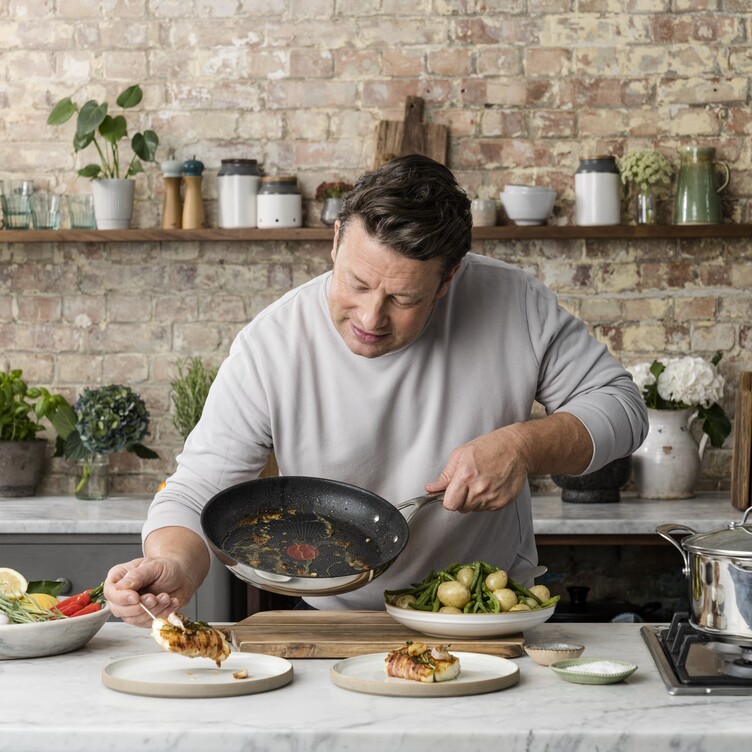 Jamie Oliver-pannor för riktiga proffs
