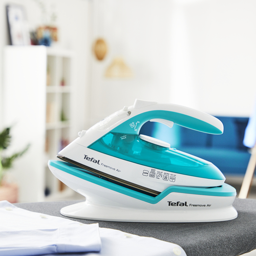 Freemove Air Ångstrykjärn / Strykjärn 