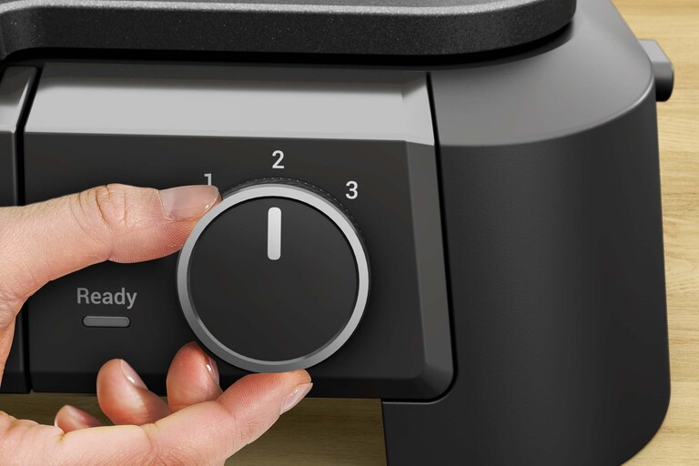 Grillen har tre olika temperaturinställningar som gör 