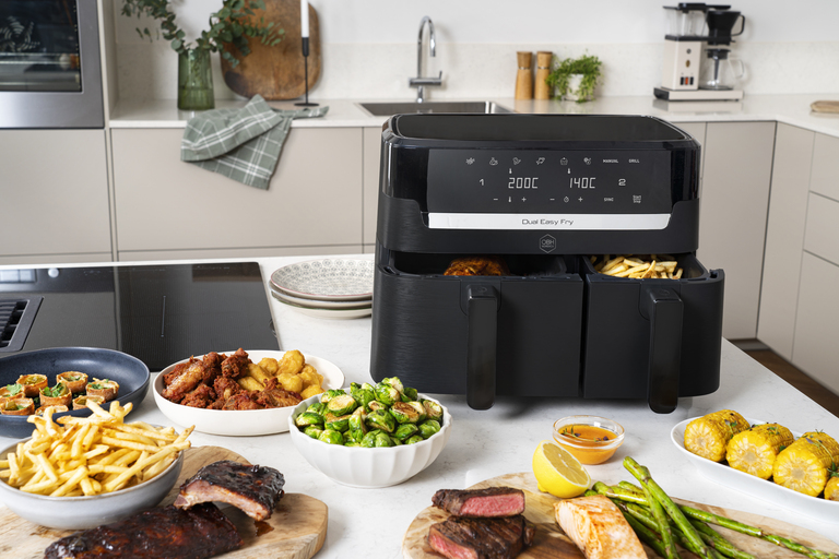 Hur stor air fryer behövs för att laga mat till 6 personer?