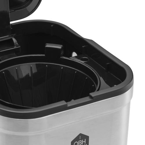 Coffee Prio Liten Kaffebryggare Svart/Silver 6 koppar 