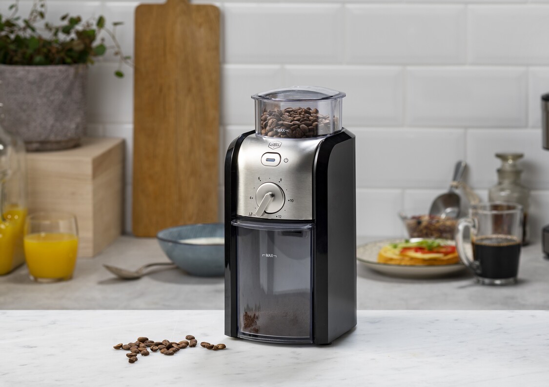 Njut av aromen och smaken av färskmalda kaffebönor varje morgon