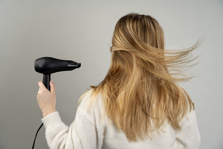 Upptäck Dry & Go – Den ultimata resehårfönen