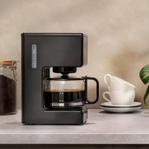Coffee Box Liten Kaffebryggare Svart 6 koppar 
