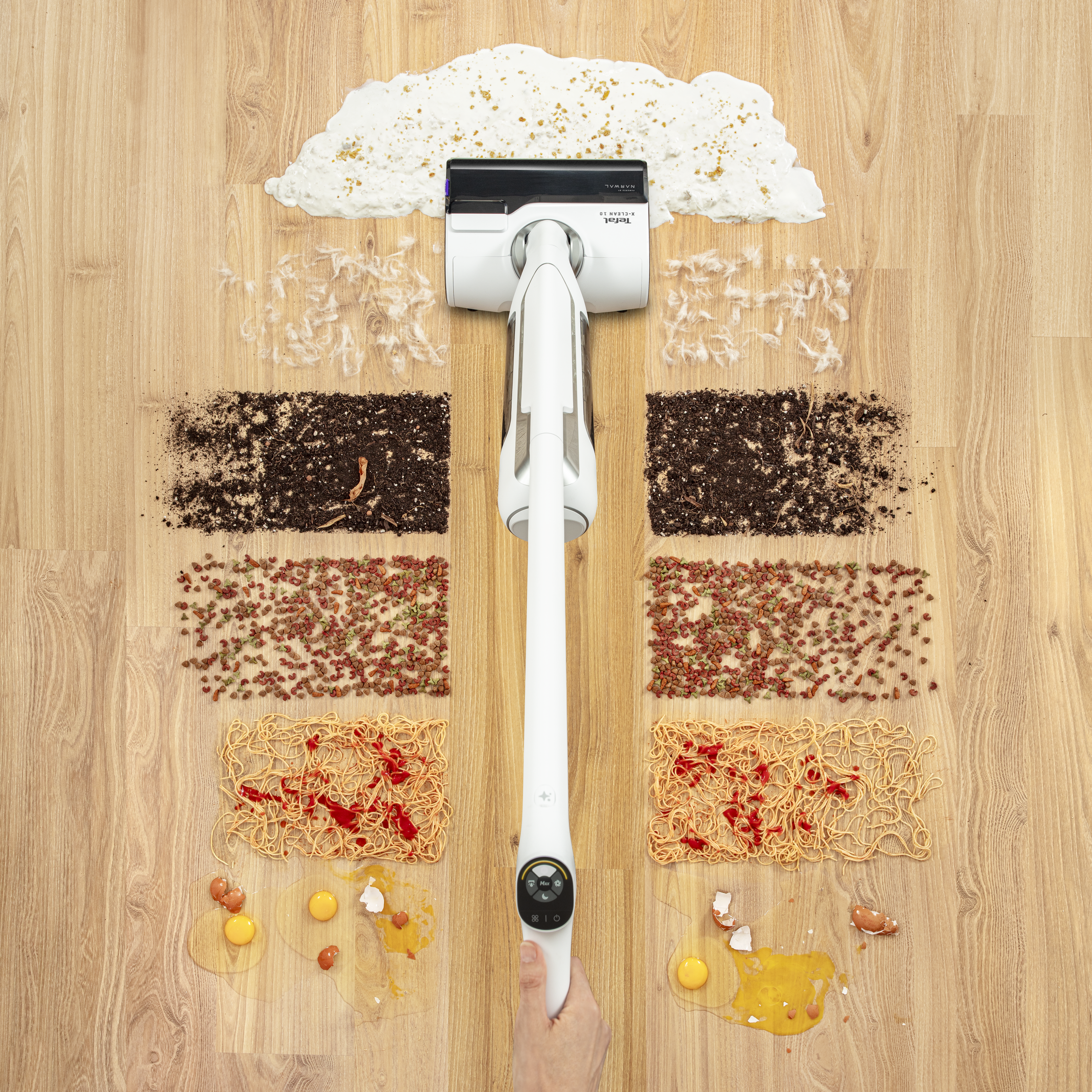 Oavsett om barngröten råkat hamna på golvet eller om det är fullt med slask i hallen så finns X-Clean där och tvättar ditt golv i ett svep