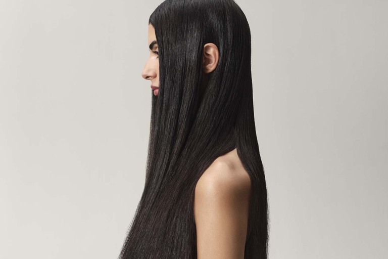 Kan jag använda plattång på färgat/skadathår?