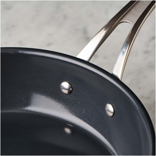Wokpanna 30 cm med stekpanneskydd. Jamie Oliver Cook's Classic SS Ceramic