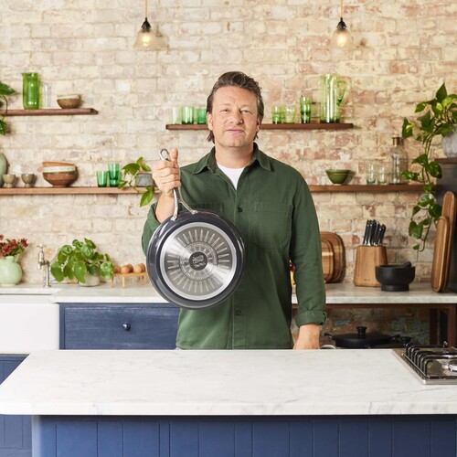 Jamie Oliver Enjoy Set 9 pcs. (FP 24 cm, Saute pan 26 cm, Sauce pan 16+20 cm, Stewpot 24 cm, 4 lids, 1 protector)