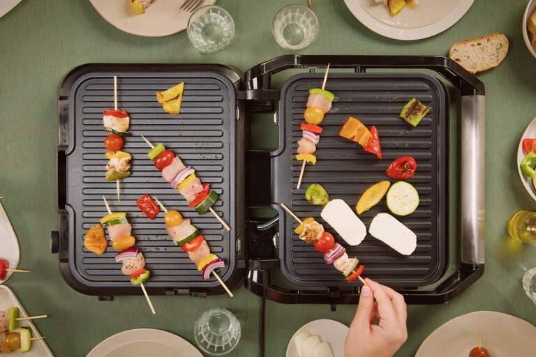 Tack vare en 180° öppningsfunktion kan 