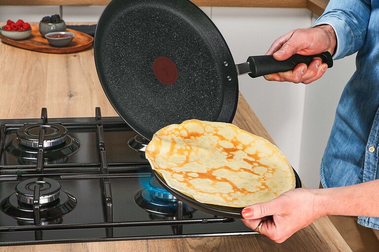 Tefals pannkakspannor kännetecknas av låga kanter- 