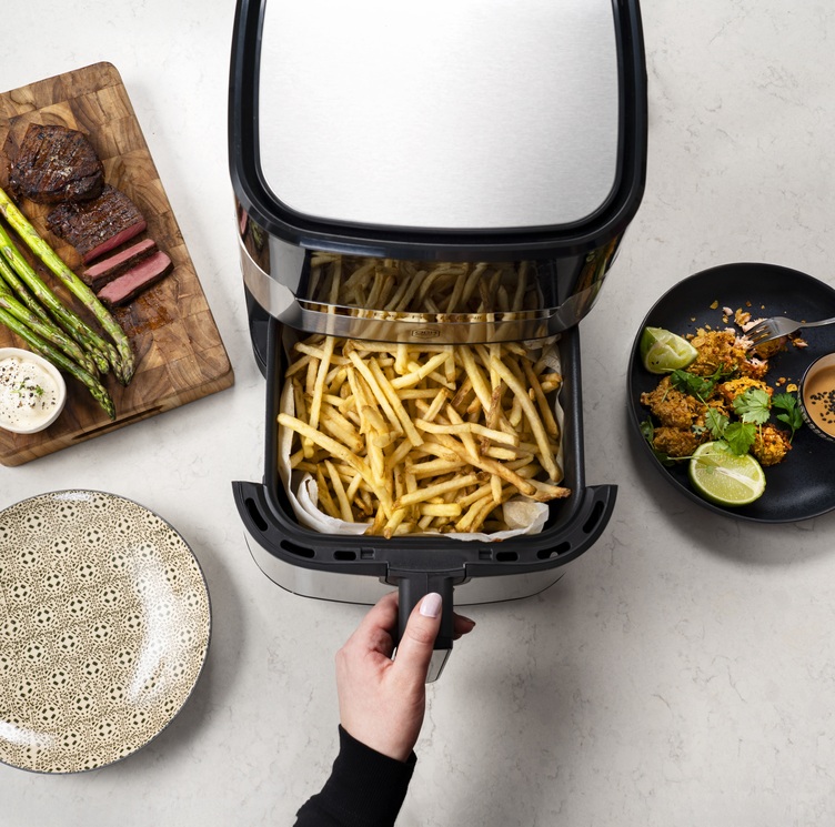 Hur man gör krispiga pommes frites i air fryer